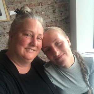 Meet your Posher, Pamela
